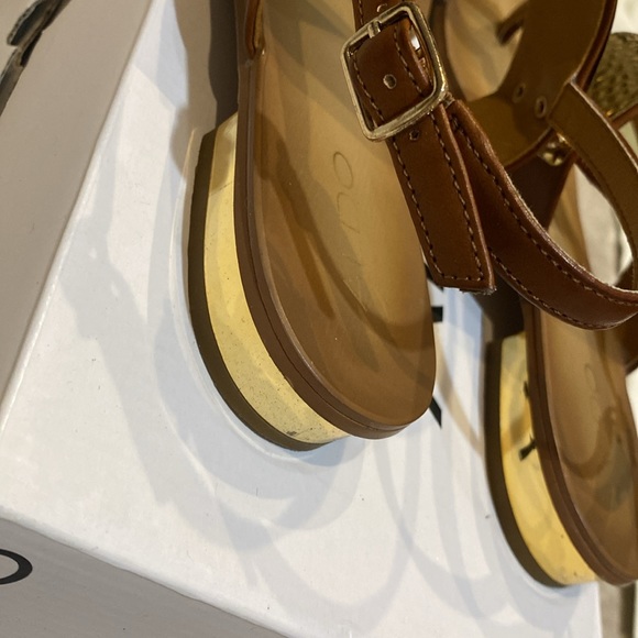 Aldo Brown Dolea Sandals - Picture 6 of 8